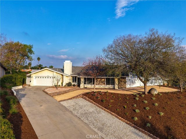 7025 Vista Del Verde, Jurupa Valley, CA 92509