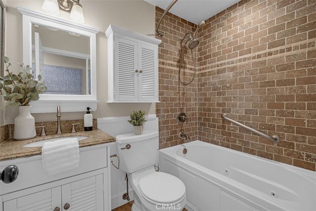 7025 Vista Del Verde, Jurupa Valley, CA 92509