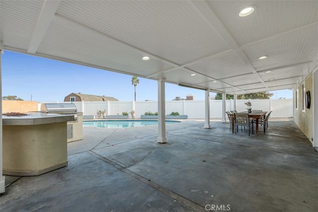7025 Vista Del Verde, Jurupa Valley, CA 92509