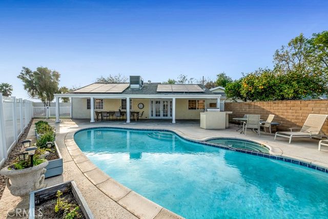 7025 Vista Del Verde, Jurupa Valley, CA 92509