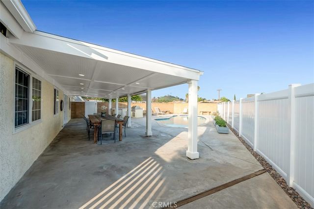 7025 Vista Del Verde, Jurupa Valley, CA 92509