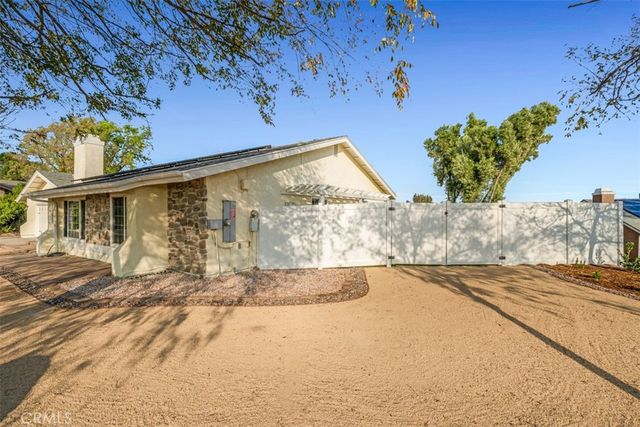 7025 Vista Del Verde, Jurupa Valley, CA 92509