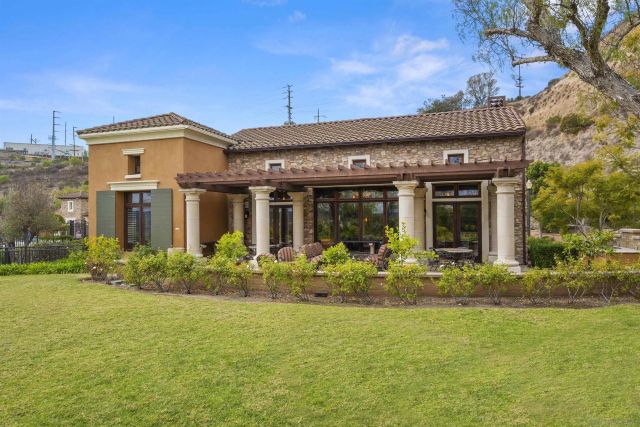 2517 Escala Circle, San Diego, CA 92108