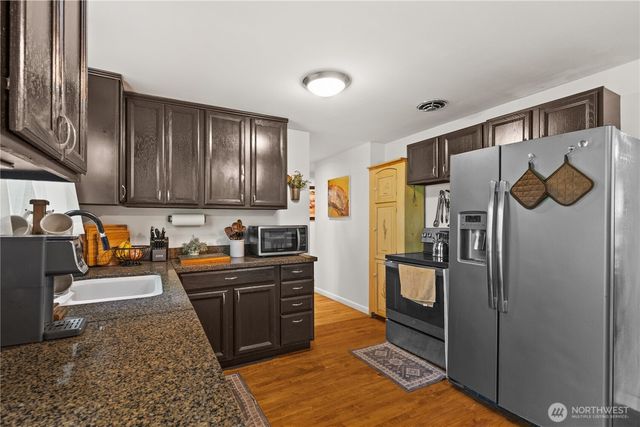 4918 119th Avenue SE, Bellevue, WA 98006