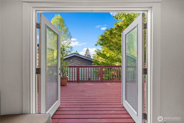 4918 119th Avenue SE, Bellevue, WA 98006