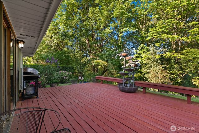 4918 119th Avenue SE, Bellevue, WA 98006
