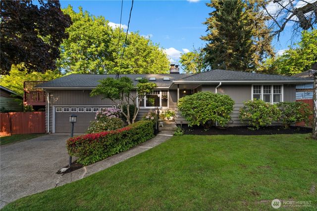 4918 119th Avenue SE, Bellevue, WA 98006