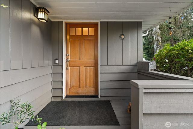 4918 119th Avenue SE, Bellevue, WA 98006