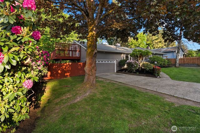 4918 119th Avenue SE, Bellevue, WA 98006
