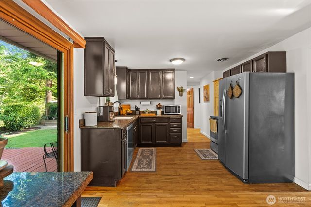 4918 119th Avenue SE, Bellevue, WA 98006