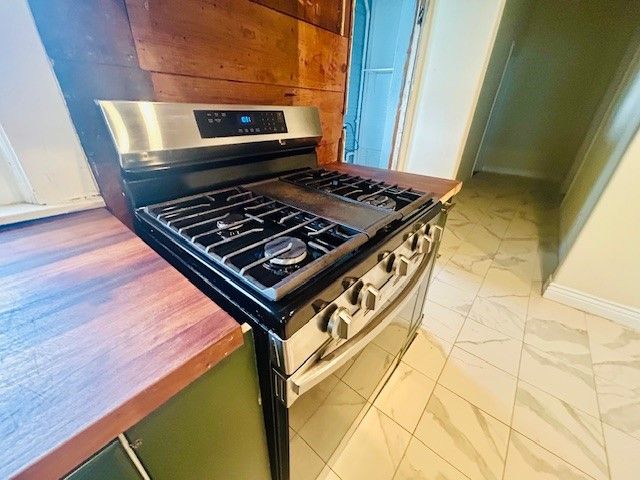 627 W Chestnut Street, Denison, TX 75020