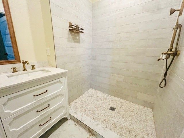 627 W Chestnut Street, Denison, TX 75020