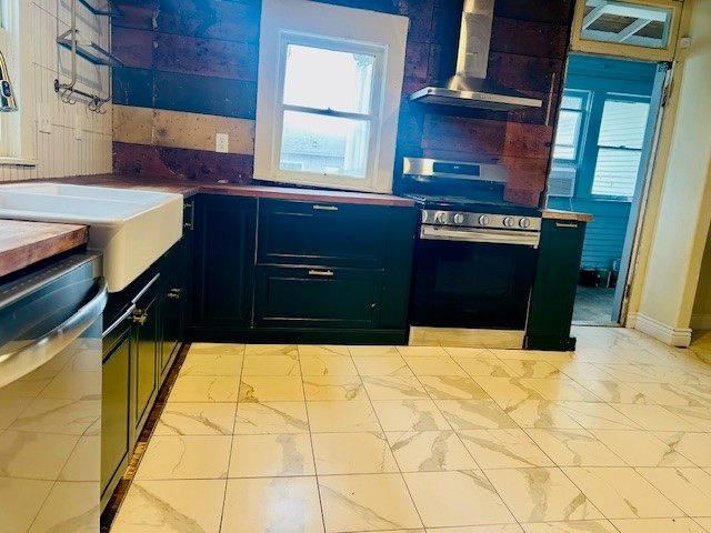 627 W Chestnut Street, Denison, TX 75020