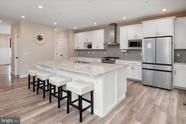 806 LYNWOOD LN, Severna Park, MD 21146