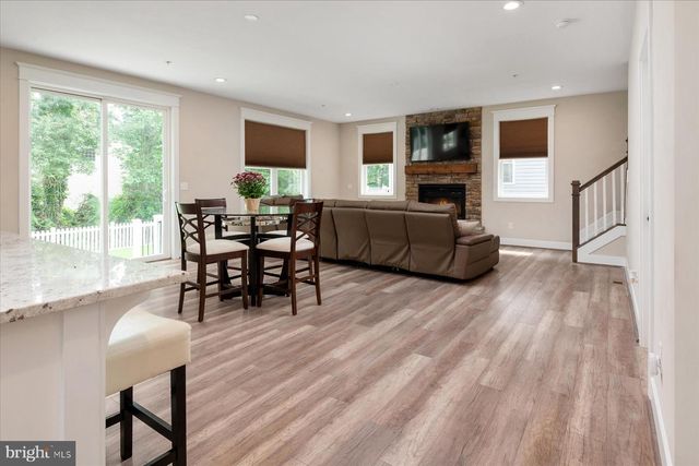 806 LYNWOOD LN, Severna Park, MD 21146