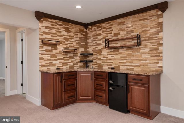 806 LYNWOOD LN, Severna Park, MD 21146