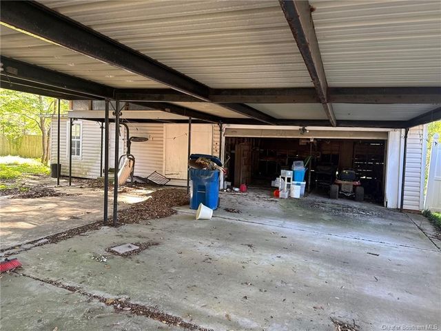 719 E Plaquemine Street, Jennings, LA 70546