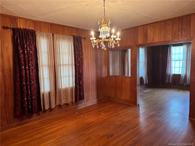 719 E Plaquemine Street, Jennings, LA 70546