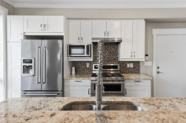 1320 May Street 100, Fort Worth, TX 76104