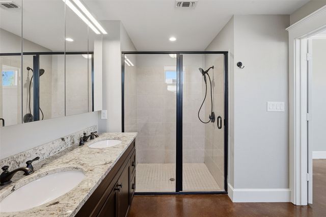 1320 May Street 100, Fort Worth, TX 76104