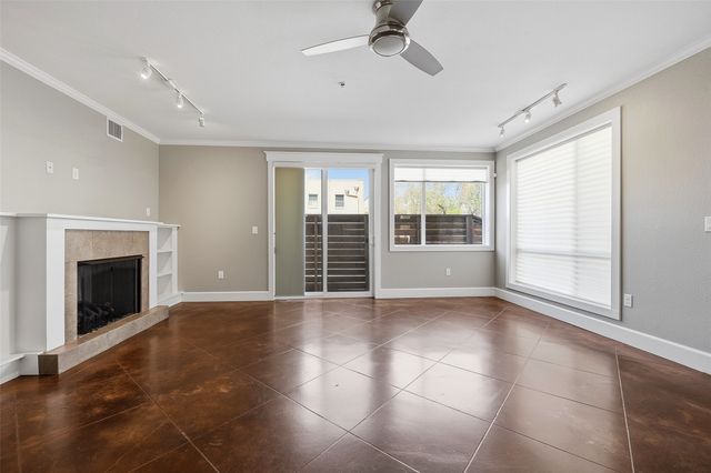 1320 May Street 100, Fort Worth, TX 76104