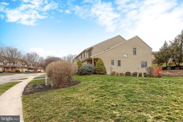 1475 MAPLEWOOD DR, New Cumberland, PA 17070