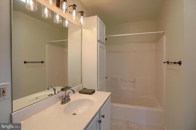 1475 MAPLEWOOD DR, New Cumberland, PA 17070