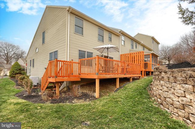 1475 MAPLEWOOD DR, New Cumberland, PA 17070