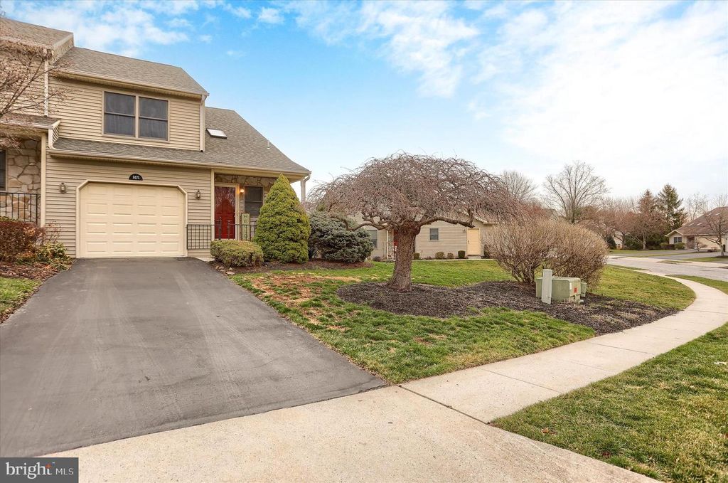 1475 MAPLEWOOD DR, New Cumberland, PA 17070