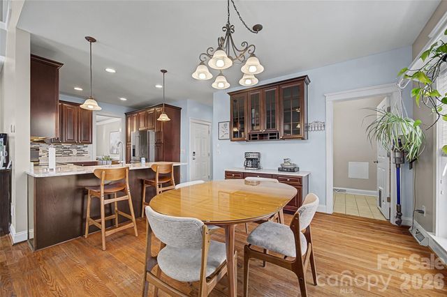 1044 Hunters Run Drive, Tega Cay, SC 29708