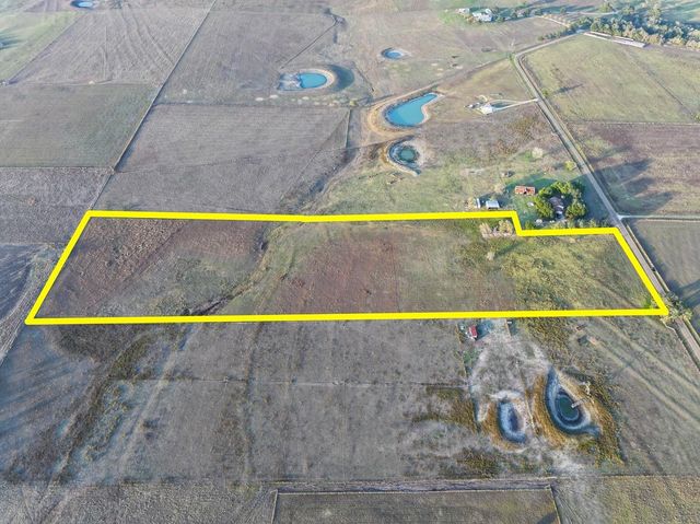 5895 Farek-Loth Road, Schulenburg, TX 78956