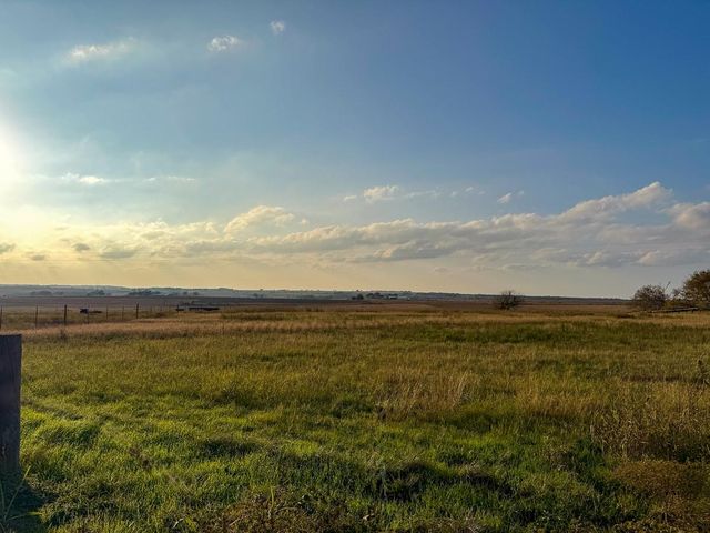 5895 Farek-Loth Road, Schulenburg, TX 78956