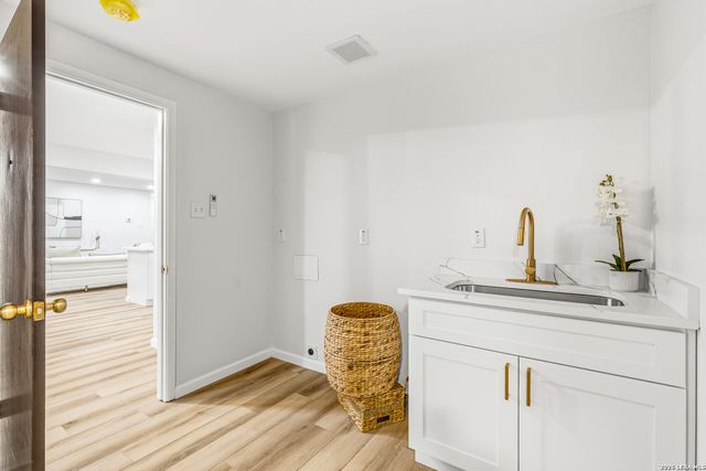 5311 CHANCELLOR ST, San Antonio, TX 78229