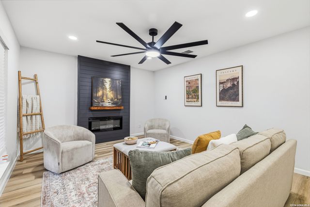 5311 CHANCELLOR ST, San Antonio, TX 78229