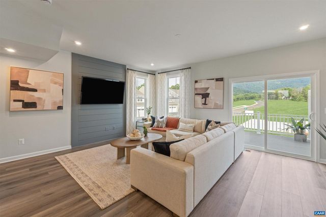 5984 CLING LN, Crozet, VA 22932