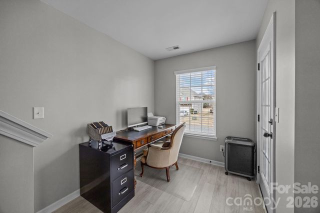 112 E Heart Pine Lane, Statesville, NC 28677