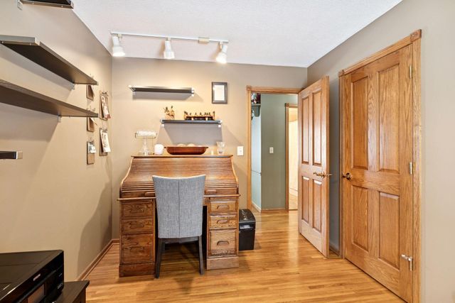 4364 Nicols Road, Eagan, MN 55122