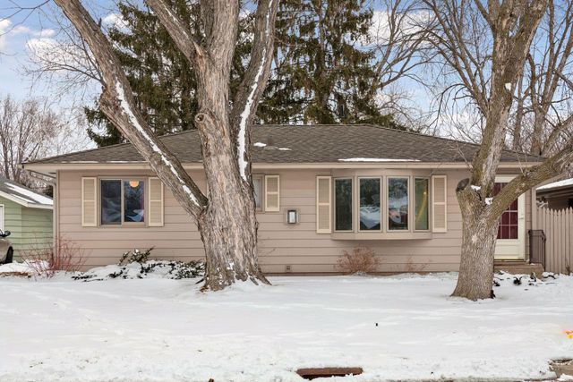 4364 Nicols Road, Eagan, MN 55122