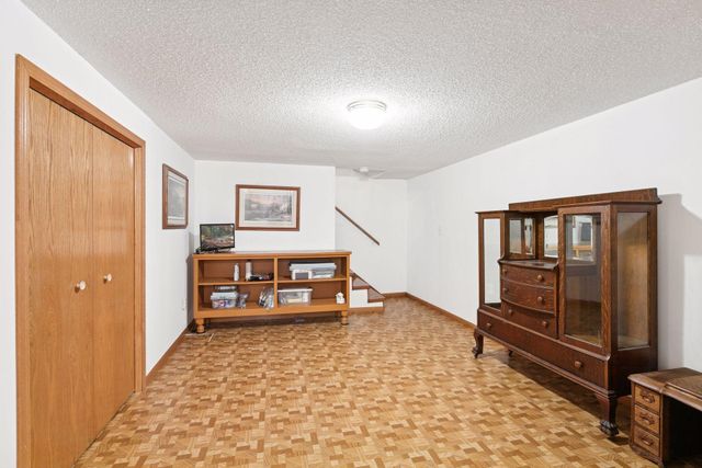 4364 Nicols Road, Eagan, MN 55122