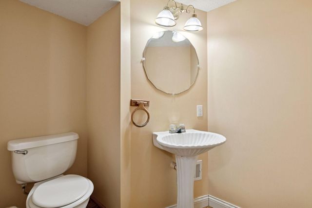 4364 Nicols Road, Eagan, MN 55122