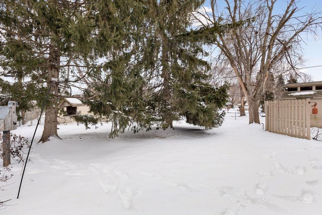 4364 Nicols Road, Eagan, MN 55122