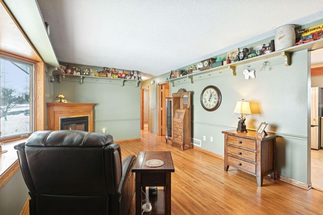 4364 Nicols Road, Eagan, MN 55122