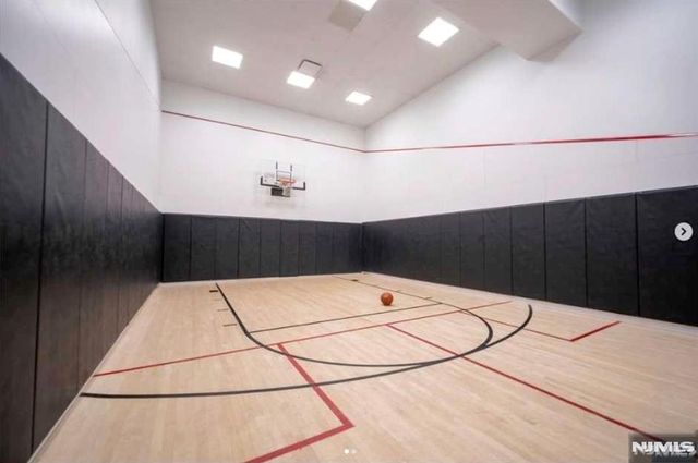 320 Adolphus Avenue 121, Cliffside Park, NJ 07010