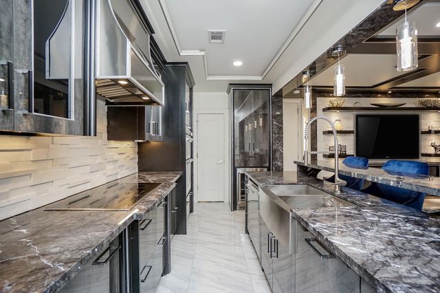 5711 Sugar Hill Drive Drive 29, Houston, TX 77057