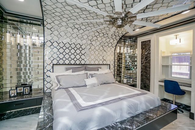 5711 Sugar Hill Drive Drive 29, Houston, TX 77057