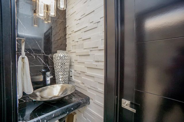 5711 Sugar Hill Drive Drive 29, Houston, TX 77057