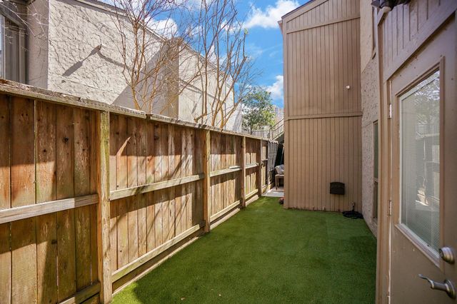 5711 Sugar Hill Drive Drive 29, Houston, TX 77057