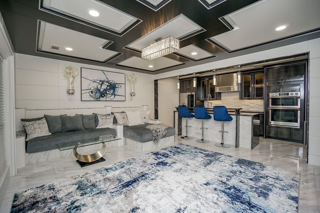 5711 Sugar Hill Drive Drive 29, Houston, TX 77057