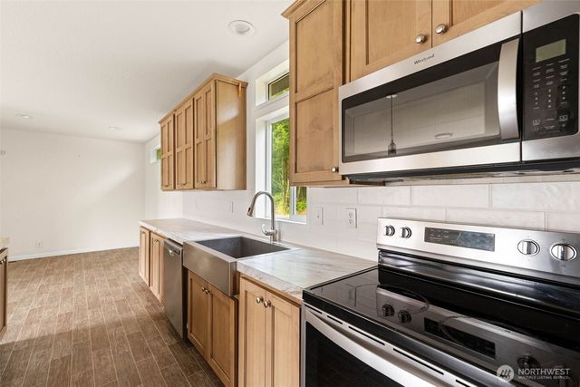 17 Dry Creek Court, Elma, WA 98541