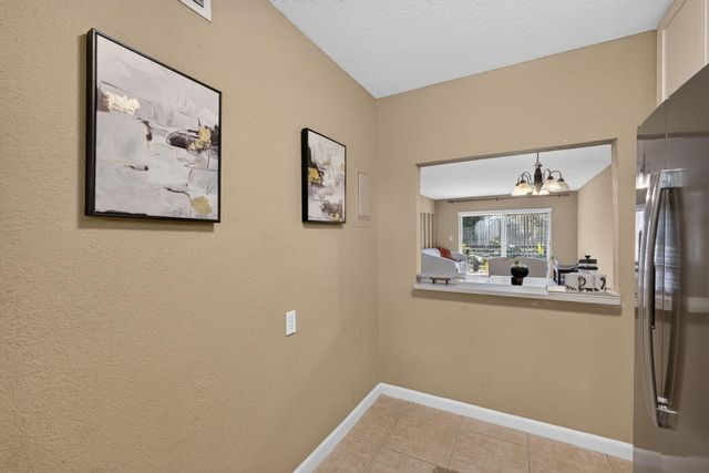 120 Sparrow Drive 304, Royal Palm Beach, FL 33411